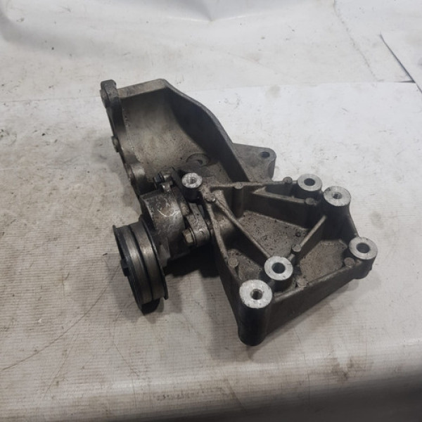 Suporte Compressor Do Ar Condicionado Cobalt 1.4 2012 I613
