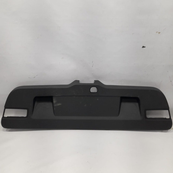 Acabamento Tampa Traseira Volkswagen Jetta 2011  Bc57