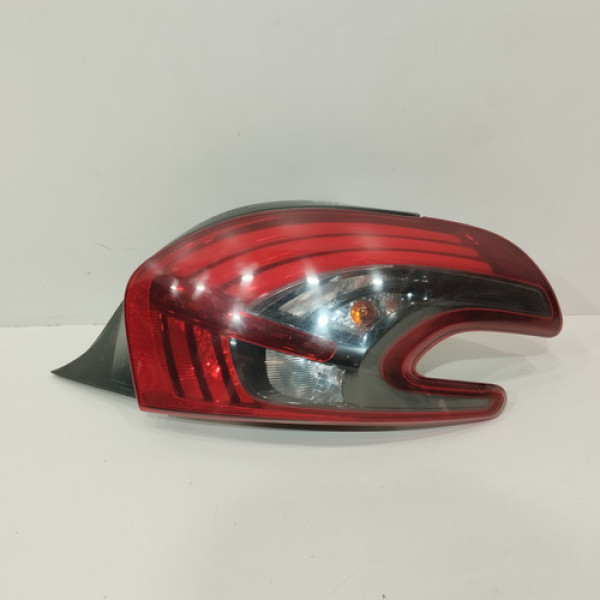 Lanterna Fumê Led Direito Peugeot 208 2016 2017 2018  Fg586