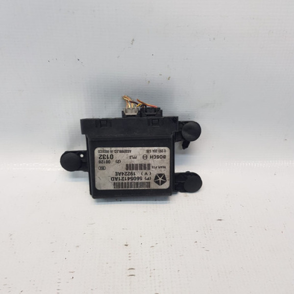 Módulo Sensor Estacionamento Freemont Journ 56054121ad Lm676