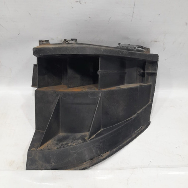 Guia Parachoque Traseiro Direito Volkswagen Fox 2009  I131