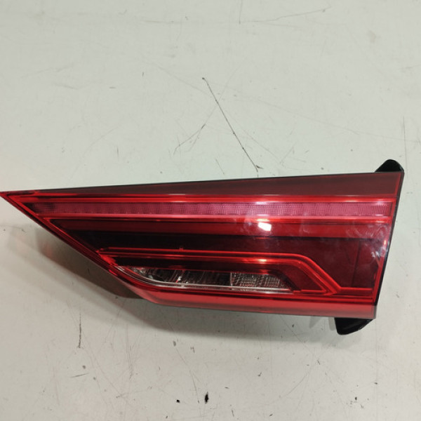 Lanterna Tampa Direita Audi Q3 2021 2023 Fg637