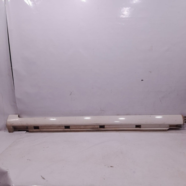 Spoiler Acabamento Porta Esquerdo Passat 14 2015  Cd23