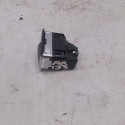 Botão Comando Vidro Dianteiro Direito Gla 2014 2019 Yz136