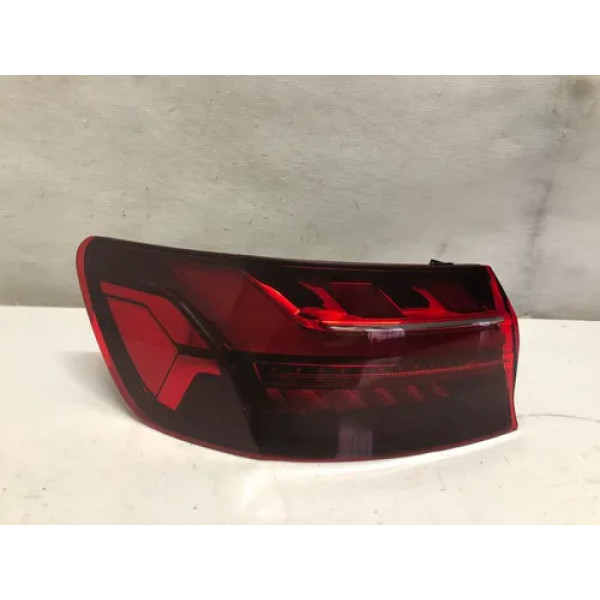 Lanterna Traseira Esquerda Audi A4 2020 2021 2022 Original Esquerdo/motorista Vermelho