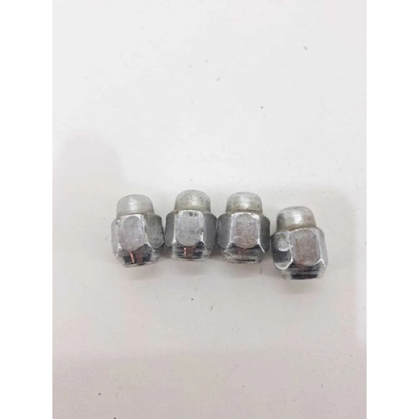 4 Parafusos Roda Kia Cerato 2008
