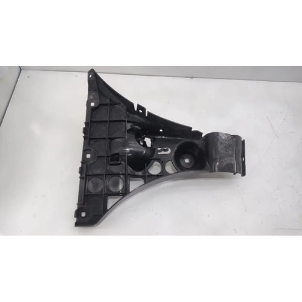 Guia Parachoque Traseiro Direito Bmw 550i 2005