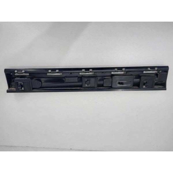 Guia Suporte Spoiler Bmw X1 2017 Dianteiro Direito Preto