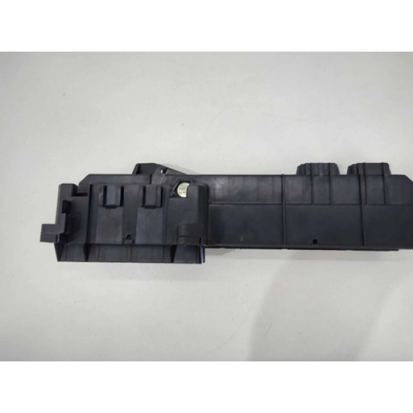 Caixa Fusivel Bmw 550i 2010