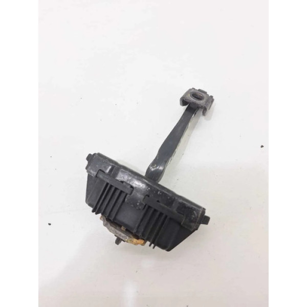 Limitador Porta Bmw 320i 2010 Dianteira Esquerda