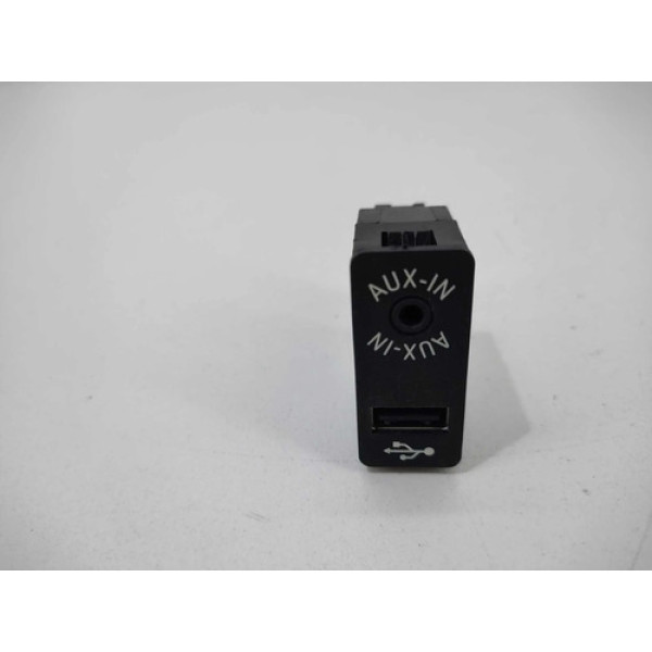 Entrada Usb Aux In Bmw 320i 2014 Preto