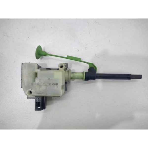 Motor Trava Portinhola Tanque Combustivel Volvo Xc60 2010