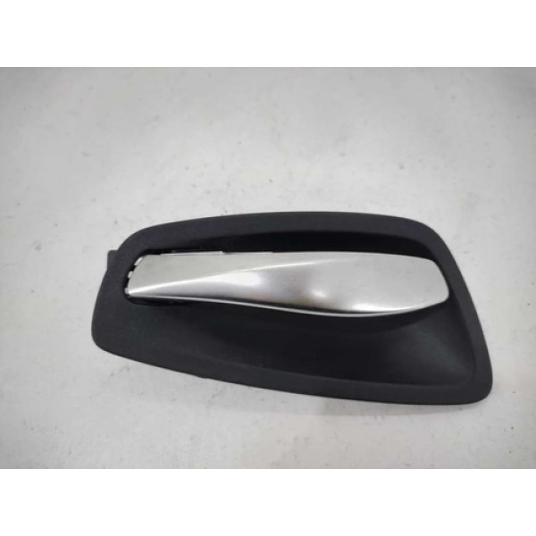 Maçaneta Interna Bmw 130i 2011 Dianteira Direita Prata Dianteira
