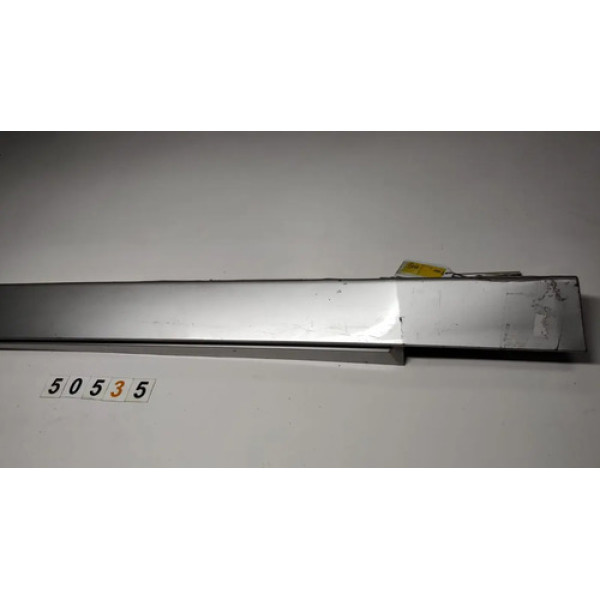 Spoiler Lateral Esquerdo Bmw 550i 2005 Prata  =50535 Pr113