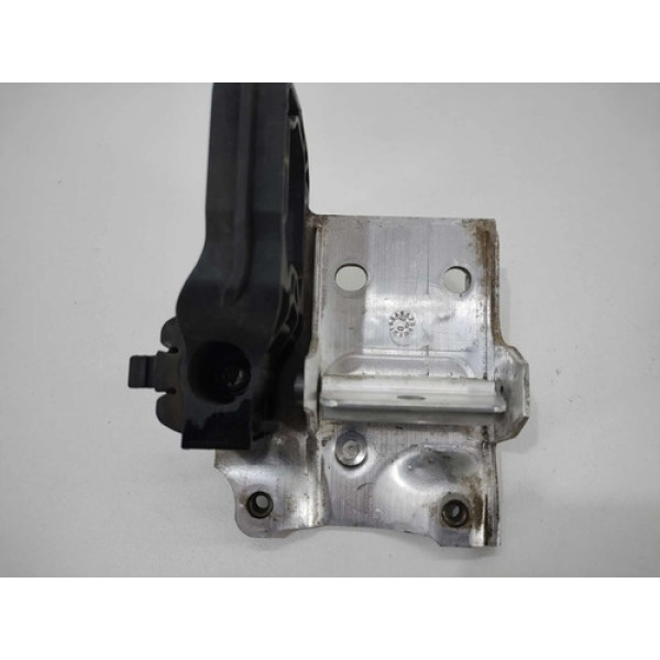 Suporte Radiador Bmw 535 2011 Lado Esquerdo