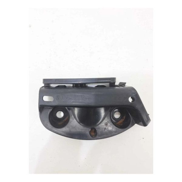Guia Suporte Parachoque Bmw 320i 2010 Traseira Esquerda