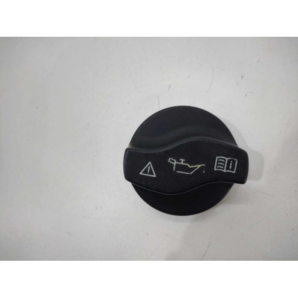 Tampa Oleo Mercedes C180 2010 Preto