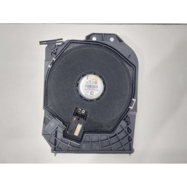 Alto Falante Subwoofer Bmw X1 2014 Traseria Esquerda Preto