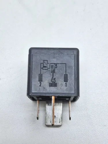Conector Auxiliar Preto Volvo V60 2014