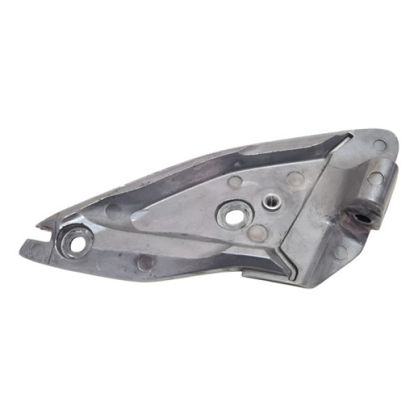 Pedaleira Traseira Esq Honda Pcx 150 19/22 Detalhes 57712