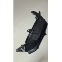 Carenagem Assoalho Pé L/e Nmax 160 21/24 Orig Detalhe 63878 Preto