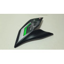 Carenagem Aba Tanque Esq Kawasaki Z 500 2025 Detalhes 64340 Cinza-escuro