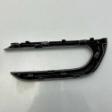 Moldura Difusor Lado Direito Chevrolet Tracker 2021