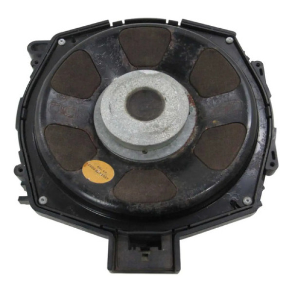 Alto Falante Subwoofer Do Assoalho Bmw X5 2008/2013 Detalhes Preto