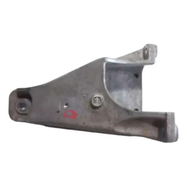 Suporte Do Motor Lado Direito Tracker 2.0 16v Gas 2008