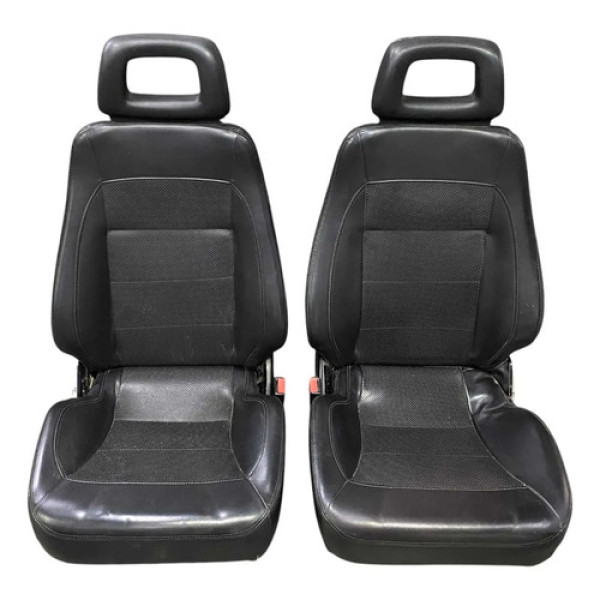 Par De Bancos Troller Ideal P/ Adaptar Jeep Gaiola *detalhes Preto
