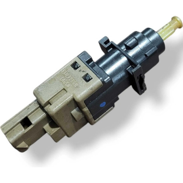 Interruptor Pedal Embreagem Fiat Stilo 2003 46834703 Detalhe