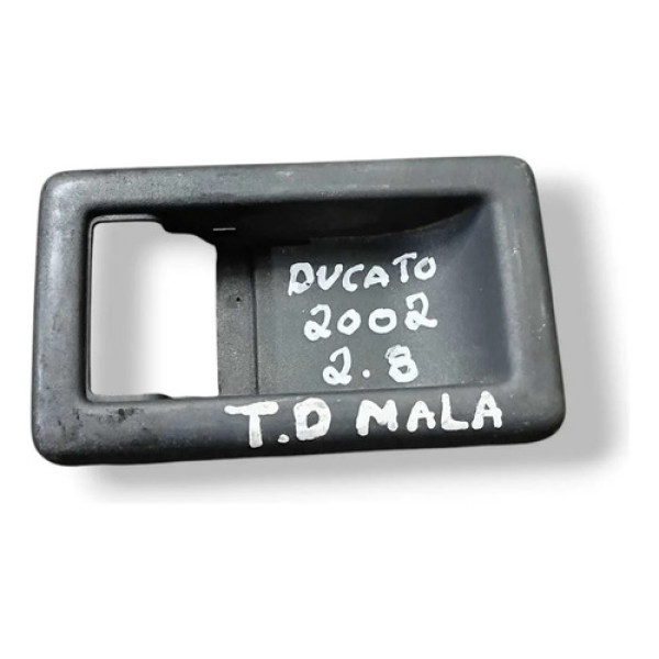 Moldura Maçaneta Porta Traseira Direita Fiat Ducato 2002/05 Prateado Traseira