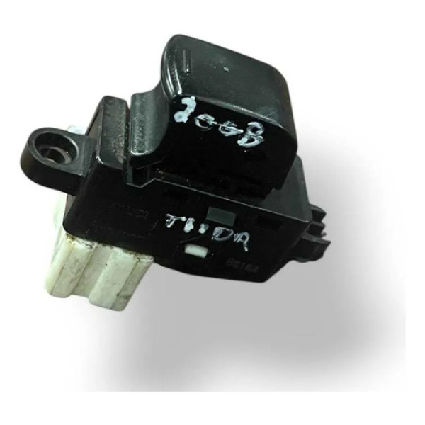Botão Vidro Dianteiro Direito Nissan Tiida 1.8 2008 2009