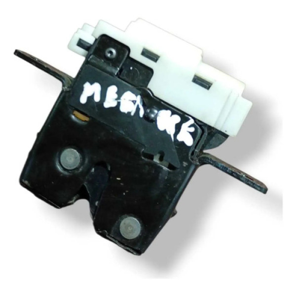 Fechadura Tampa Traseira Renault Megane 2012 8200076240k