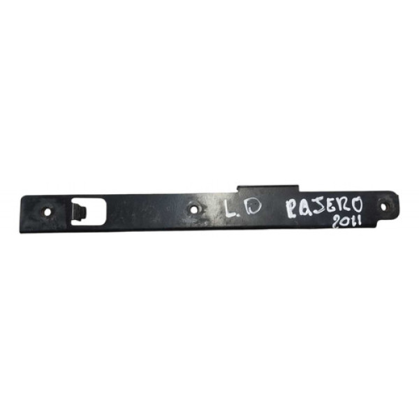 Suporte Fixação Para-choque Direito Pajero Tr4 2.0  2011 