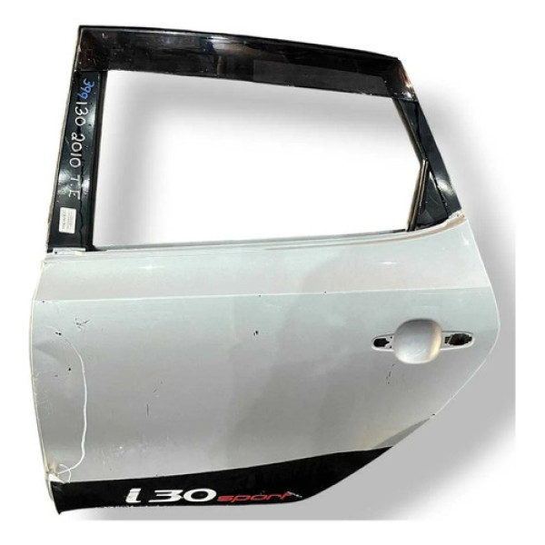 Porta Traseira Esquerda Hyundai I30 2009 2010 A 2012 Detalhe Traseira Esquerdo Prateado