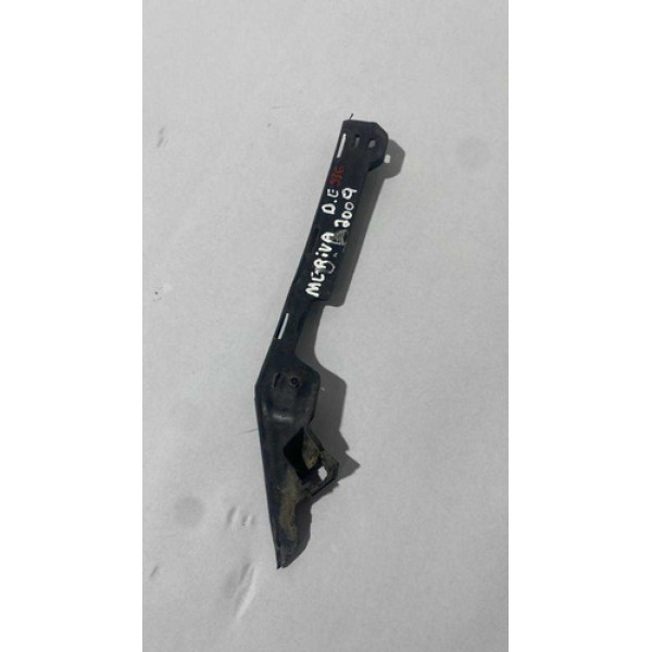 Guia Parachoque Dianteiro Esquerdo Meriva 2009 93295357