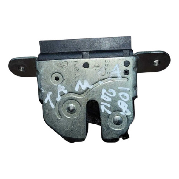 Fechadura Tampa Traseira Fiat Idea 2011 2012 2013 - 55701971
