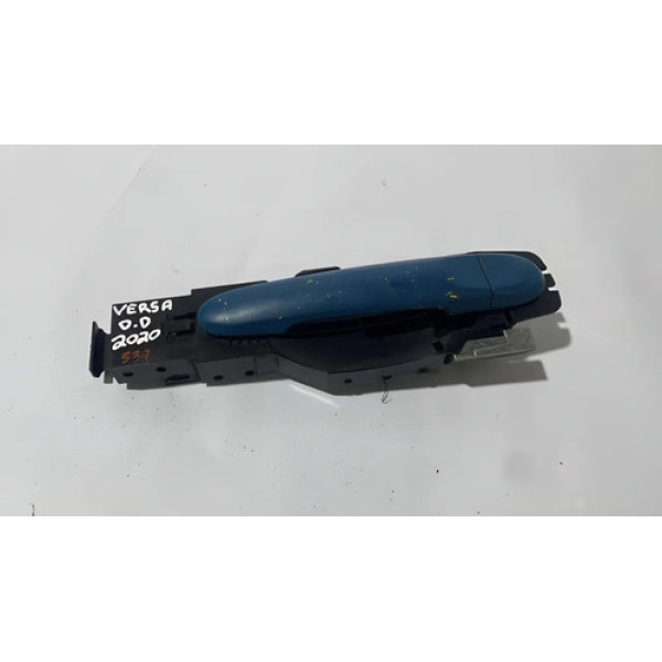 Maçaneta Externa Dianteira Direita Nissan Versa 1.6 S 2020 Dianteira
