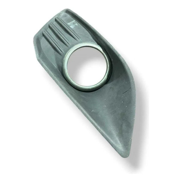 Acabamento Grade Farol Milha Esquerda Focus 8m5119951ae Prateado Esquerdo