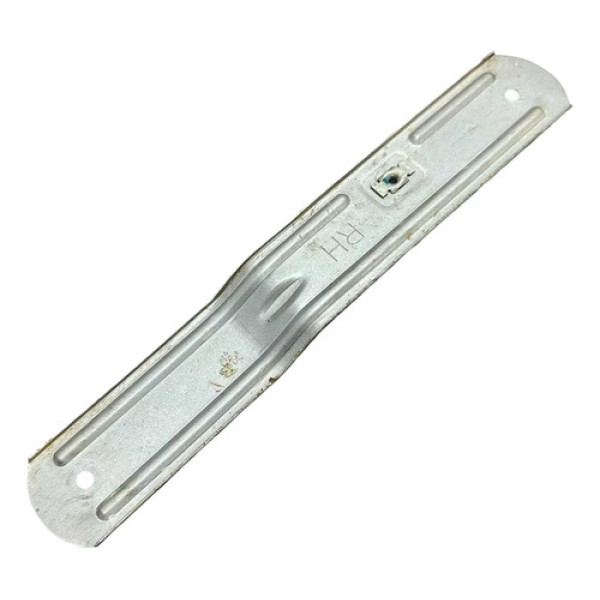 Suporte Forro Porta Traseira Direita Gm Sonic Sedán 1.6 2012