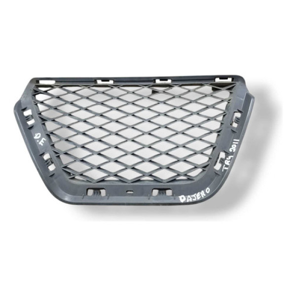 Grade Esquerdo Parachoque Mitsubishi  Pajero 2011detalhe
