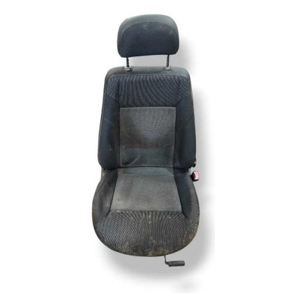 Banco Dianteiro Direito  Vw Voyage 2014 2015 2016 Detalhe Preto