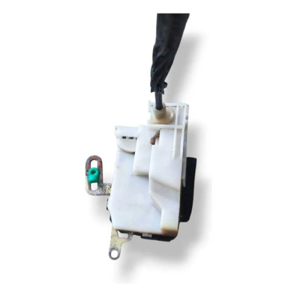 Fechadura Porta Dianteira Esquerda Gm Celta 2001 2002 A 2005