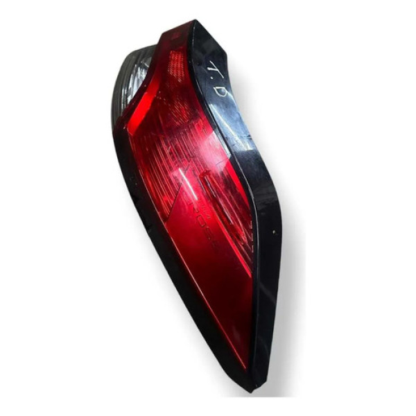 Lanterna Traseira Direita Toyota Corolla Cross 2024 2025 Direito/passageiro Vermelho