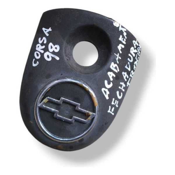 Moldura Fechadura Porta Malas Chevrolet Corsa 1998 93250212