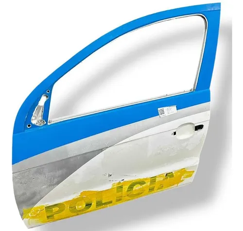 Porta Dianteira Esquerda 4p Volkswagen Voyage 2014 Detalhe Dianteira Esquerda Branco
