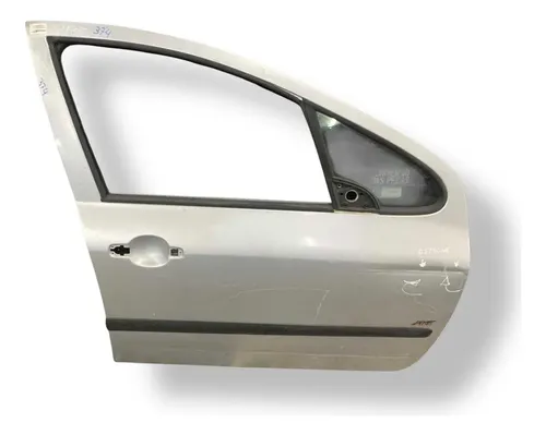 Porta Dianteira Direita Peugeot 307 2004 2005 2006 Detalhe Dianteira Direita Prateado