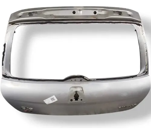 Tampa Traseira 1.6  Renault Clio  2003 2004 2005 2006 2007 Prateado