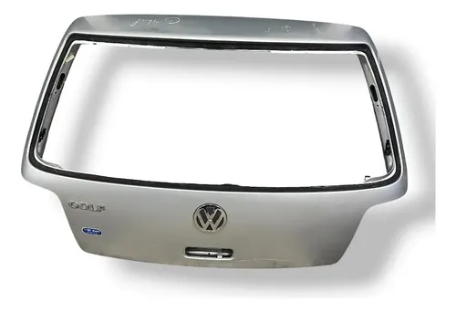 Tampa Traseira / Porta Malas Volkswagen Golf 2001 2003 2004 Prateado